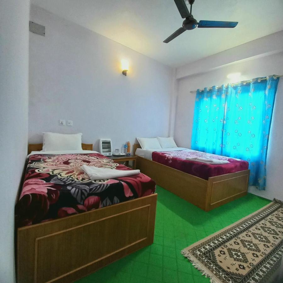 Hotel Aarjan And Restaurant Похара Екстериор снимка