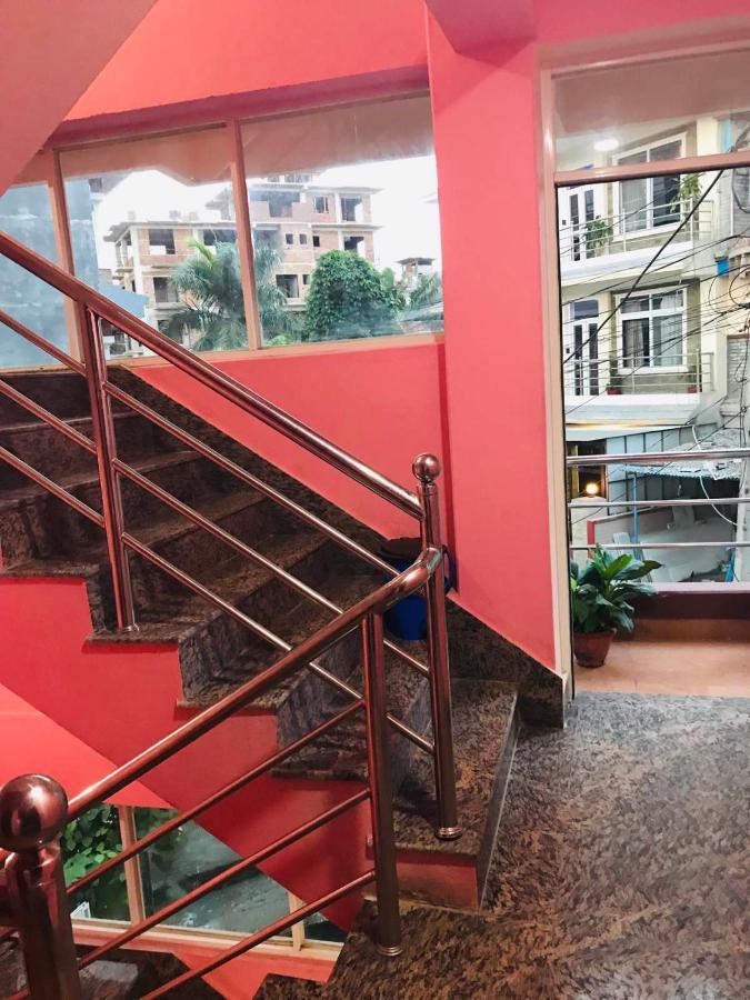 Hotel Aarjan And Restaurant Похара Екстериор снимка